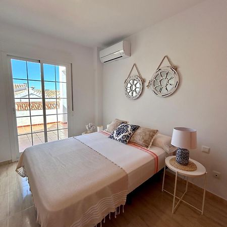 Apartamentos Pacifico Nerja Exterior photo